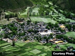 洛桑洛增所在的措敦寺(印度格尔登寺提供)