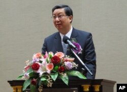 国贸局局长卓士昭致词