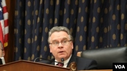 來自新澤西州的共和黨籍眾議員克里斯‧史密斯（美國之音楊晨拍攝）