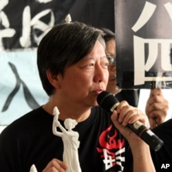 李卓人提平反六四動議