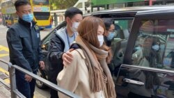 去年参与民主派35+立法会初选的湾仔区议会主席杨雪盈， 1月6日早上被警方上门拘捕，是53名遭警方大搜捕的民主派人士之一， 警方指控他们涉嫌违反港区国安法颠覆中国国家政权罪， 杨雪盈当日晚上发烧不适，被送到医院检查。 (杨雪盈社交网站图片)