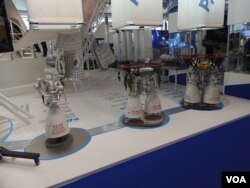 2013年莫斯科航展上展出的火箭发动机模型（美国之音白桦拍摄）