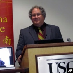 南加大美中學院副院長杜克雷