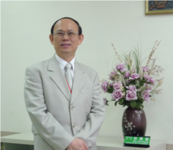 位於台北的中國文化大學經濟學系教授柏雲昌