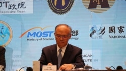 台灣行政院政務委員鄧振中表示，美台經濟對話的目標是要建立兩國之間機制性的溝通管道。 （美國之音李玟儀攝）