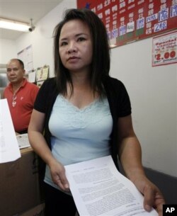 家禽店賣整隻雞鴨的店主付丹娜