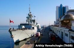 UKRAINE -- The Canadian Forces' HMCS Toronto (FFH 333) Halifax-class frigate is moored in the Black Sea port of Odessa, April 1, 2019