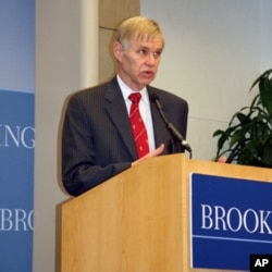 美國布魯金斯學會東北亞研究中心主任卜睿哲