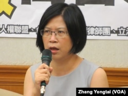 台灣法輪功律師團發言人朱婉琪(美國之音張永泰拍攝)