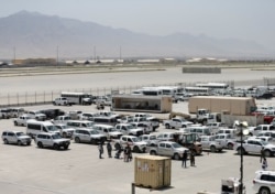 美軍撤走後停放在巴格拉姆基地的撤離。 (2021年7月5日)