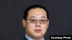 叶耀元，美国德州圣汤玛斯大学国际研究中心政治学助理教授兼代理系主任