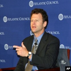 布魯金斯學會軍事專家歐漢倫