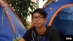 任職社工的絕食者黃邦豪不希望香港下一代接受洗腦教育