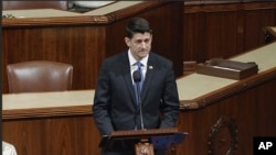 在本幅截取自美国国会众议院电视台影片的影像中，威斯康辛州众议员议长保罗.瑞安于2017年6月14日在美国首都华盛顿众议院议堂发表讲话。他谈论著华盛顿近郊维吉尼亚州亞历山德里亚发生的枪击案。