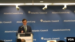 大西洋理事会的斯卡鲁巴2019年5月17日谈中国军事威胁（美国之音黎堡）