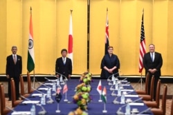 印度外長蘇杰生、日本外相茂木敏充、澳大利亞外長佩恩和美國國務卿蓬佩奧在東京舉行四方會談。 （2020年10月6日）