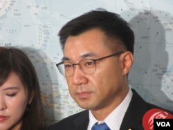 台湾在野党国民党立委江启臣 (美国之音张永泰拍摄)