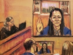 法庭素描显示华为首席财务官孟晚舟通过视频从加拿大参加位于纽约布鲁克林联邦法院的听证并宣誓。(2021年9月24日)