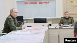 俄羅斯總統普京視察庫爾斯克地區俄軍指揮中心。 (2025年3月12日)