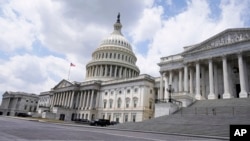 ແຟ້ມພາບ - ຫໍລັດຖະສະພາສະຫະລັດ ໃນວັນທີ 13 ມິຖຸນາ 2023 ຢູ່ທີ່ລັດຖະສະພາ ໃນວໍຊິງຕັນ