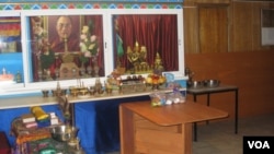 俄罗斯布里亚特地区民众供奉的达赖喇嘛像。