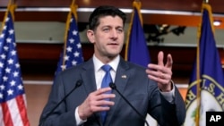 瑞安在國會山舉行的一次記者會上講話。(2018年3月22日)