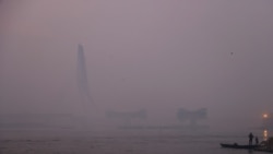 印度首都慶祝排燈節活動後空氣污染激增