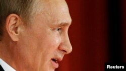 普京祝賀美國獨立日並呼籲改善美俄關係