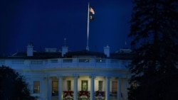 2021 拜登總統賀卡撫慰疫情中人民 白宮聖誕燈飾緬懷約翰遜總統