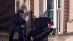 美國眾議院議長敦促校方採取行動後 警方驅逐並逮捕佔據哥大教學大樓的示威者