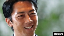 日本前環境大臣小泉進次郎目前在所有參加日本自民黨總裁和日本首相選舉的候選人中的民意支持度最高。資料照