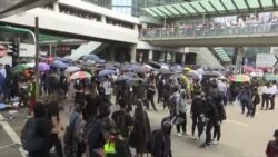 示威者週二再度發起行動，香港多地爆發激烈衝突