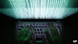 兩名伊朗人盜竊及銷售武器軟件 在美國被起訴