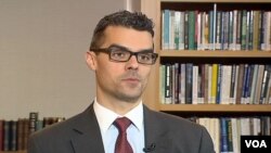 美國華盛頓卡托研究所的賈斯汀.洛根(視頻截圖)