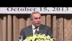 2013-10-15 美國之音視頻新聞: 美國前外交官認為美台關係創意野心不足
