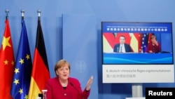 德國總理默克爾在柏林與中國總理李克強舉行視頻會談。 （2021年4月28日）