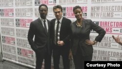 Режиссер фильма «Синий «каприс» Александр Мор (в центре) и актеры Исайя Вашингтон и Кассандра Фримен на «красной дорожке». Photo by Oleg Sulkin 