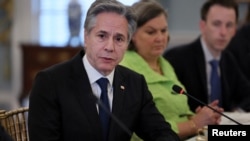 2024年3月8日，美國國務卿布林肯在美國華盛頓國務院會見土耳其外交部長哈坎·菲丹時向傳媒發表演說。（路透社照片）