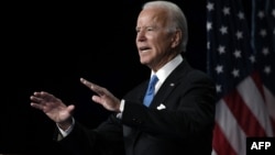 美國前副總統喬·拜登發表正式接受民主黨總統提名的演講。