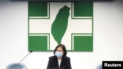 台灣總統蔡英文8月12日對媒體講話資料照。