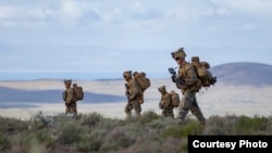 輪駐澳大利亞的美國海軍陸戰隊2016年7月1日在達爾文附近訓練（美國軍方照片）