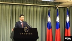 3月5日，台灣外交部發言人李憲章接受媒體提問，回應總統蔡英文呼籲與日方“安保對話”以及日方回應一事。