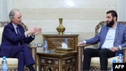 聯合國特使佩德森在敘利亞大馬士革會見沙姆解放組織領導人朱拉尼。 (2024年12月15日)