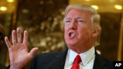 唐納德川普1月13日在紐約川普大樓發表對亞洲政策資料照。