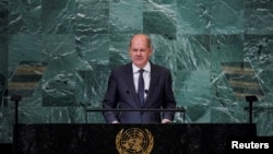 德國總理奧拉夫·朔爾茨(Olaf Scholz)在聯大會議上發言。（路透社2022年9月20日）