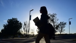 林培瑞：「不要談政治！」中國留學生海外求學的障礙