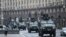 2月24日烏克蘭軍車經過基輔中部的獨立廣場