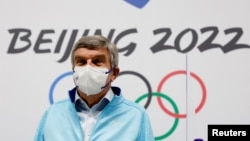 国际奥委会主席巴赫2月18日出席在北京冬奥会主媒体中心的新闻发布会