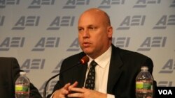 傳統基金會資深研究員史劍道(美國之音鍾辰芳拍攝)