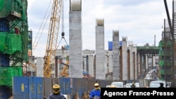 資料照片：中國在肯尼亞建設的高速公路項目。 (2021年7月12日)